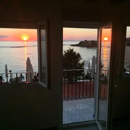 Sherry Playa Apartament